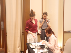 ลงทะเบียนรับเอกสารประกอบการฝึกอบรม