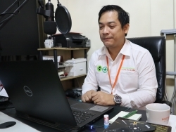 บทบาทหน้าที่ของพนักงานขับรถมืออาชีพ	โดยอาจารย์อภิรัติ  คำสายพรม			