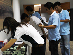 ลงทะเบียนรับเอกสารประกอบการฝึกอบรม