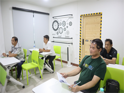 เทคนิคการขับรถอย่างปลอดภัย และมีประสิทธิภาพ โดยอาจารย์อภิรัติ  คำสายพรม