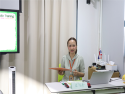 ภาษาอังกฤษเพื่อการสื่อสารสำหรับพนักงานขับรถมืออาชีพ