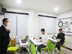 เทคนิคการขับรถเชิงป้องกันอุบัติเหตุ โดยอาจารย์อภิรัติ  คำสายพรม