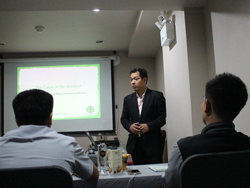 เทคนิคการขับรถเชิงป้องกันอุบัติเหตุ Defensive Driving Technique โดยอาจารย์อภิรัติ  คำสายพรม