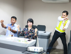 เทคนิคการบังคับควบคุมพวงมาลัย และการรับมือกับสถานการณ์ฉุกเฉิน		