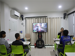 เทคนิคการขับรถเชิงป้องกันอุบัติเหตุ โดยอาจารย์อภิรัติ  คำสายพรม