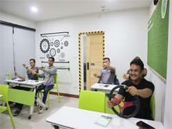 เทคนิคการขับและการรับมือกับสถานการณ์ฉุกเฉิน