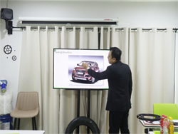 การตรวจสอบความปลอดภัยรอบตัวรถด้วยกระบวนการ KYT