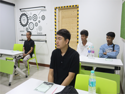 เทคนิคการขับรถเชิงป้องกันอุบัติเหตุ โดยอาจารย์อภิรัติ  คำสายพรม