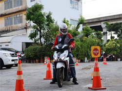 การตรวจสอบ และการเตรียมความพร้อมของยานพาหนะ