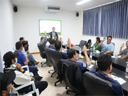 เทคนิคการขับรถเชิงป้องกันอุบัติเหตุ