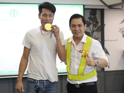 ให้รางวัลกับกลุ่มที่สามารถทำคะแนนได้สูงสุด