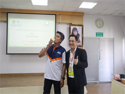 ให้รางวัลกับผู้ที่สามารถทำคะแนนสูงสุดในแต่ละกิจกรรม