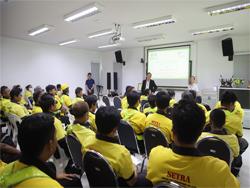 เทคนิคการขับรถเชิงป้องกันอุบัติเหตุ โดยอาจารย์อภิรัติ  คำสายพรม