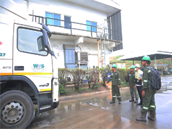 การตรวจสอบความปลอดภัยรอบตัวรถ