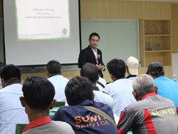 เทคนิคการขับรถเชิงป้องกันอุบัติเหตุ Defensive Driving Technique โดยอาจารย์อภิรัติ  คำสายพรม