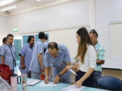 ลงทะเบียนรับเอกสารประกอบการฝึกอบรม