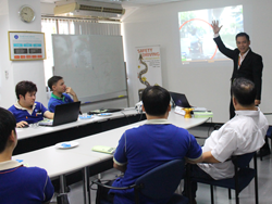 กฏหมายจราจรทางบกเพื่อการขับรถอย่างปลอดภัย Traffic Laws for Safety Driving