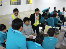 กิจกรรมระดมสมองเพื่อการแก้ไขปัญหาร่วมกัน Team Building and Brainstorm