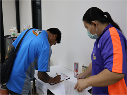 ลงทะเบียนรับเอกสารประกอบการฝึกอบรม