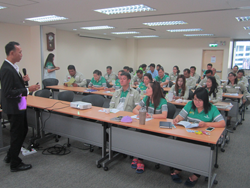 เทคนิคการขับรถเชิงป้องกันอุบัติเหตุ Defensive Driving Technique โดยอาจารย์อนุชาติ  เชียงสุข