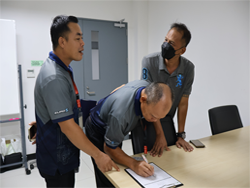 ลงทะเบียนรับเอกสารประกอบการฝึกอบรม