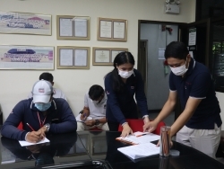 ลงทะเบียนรับเอกสารประกอบการฝึกอบรม		