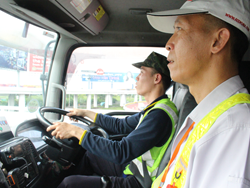 ฝึก และประเมินทักษะการขับรถเชิงป้องกันอุบัติเหตุบนการจราจรจริง On Road Evaluate