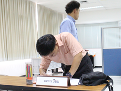 ลงทะเบียนรับเอกสารประกอบการฝึกอบรม