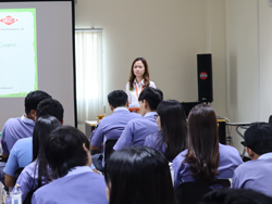 กล่าวต้อนรับพร้อมแนะนำวิทยากร