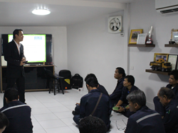 เทคนิคการขับรถบรรทุก และรถขนส่งวัตถุอันตรายอย่างปลอดภัย Defensive Driving for Dangerous Goods Transportation
