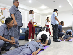 เทคนิคการเผชิญเหตุและการป้องกันความบาดเจ็บที่อาจเกิดขึ้นกับกระดูกต้นคอ
