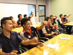 เทคนิคการบังคับควบคุมยานพาหนะ และการรับมือกับสถานการณ์ฉุกเฉิน Steering Control and Emergency Response