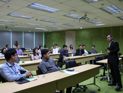 เทคนิคการขับรถเชิงป้องกันอุบัติเหตุ Defensive Driving Technique โดยอาจารย์อภิรัติ  คำสายพรม