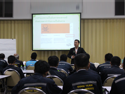 การขนส่งวัตถุอันตราย และนำ้มันหลือลื่นอย่างปลอดภัย Bulk Truck Dangerous Goods and Lubricant Oil Transportation โดยอาจารย์อภิรัติ  คำสายพรม