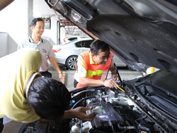 ปฏิบัติการตรวจสอบ และบำรุงรักษายานพาหนะเบื้องต้น Pre-Trip Inspection and Basic Maintenance