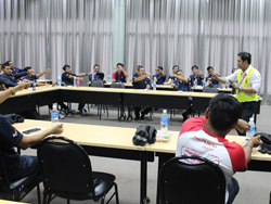 เทคนิคการขับรถเชิงป้องกันอุบัติเหตุ Defensive Driving Technique โดยอาจารย์อภิรัติ  คำสายพรม