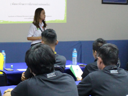 กล่าวต้อนรับพร้อมแนะนำทีมวิทยากร และกิจกรรมฝึอบรม