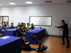 เทคนิคการขับรถเชิงป้องกันอุบัติเหตุ Defensive Driving Technique โดยอาจารย์อภิรัติ  คำสายพรม