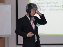 เทคนิคการสวมใส่อุปกรณ์นิรภัยอย่างถูกต้องปลอดภัย