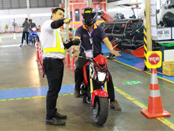 ฝึก และประเมินทักษะการหยุดรถในสถานการณ์ฉุกเฉิน Speed and Stop