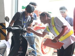 ปฏิบัติการณ์ตรวจสอบ และเตรียมความพร้อมของยานพาหนะก่อนการเดินทาง