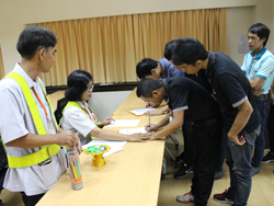 ลงทะเบียนรับเอกสารประกอบการฝึกอบรม