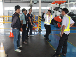 เทคนิคการขับขี่ และการรับมือกับสถานการณ์ฉุกเฉิน Safety Riding Technique