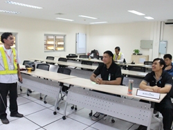 เทคนิคการตรวจสอบ และบำรุงรักษารถจัรยานยนต์เบื้องต้น Pre-Trip Inspection and Basic Maintenance โดยอาจารย์ทรงชัย  วิชาชาญ