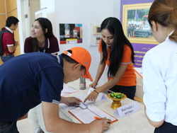 ลงทะเบียนรับเอกสารประกอบการฝึกอบรม