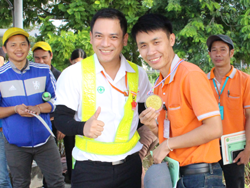 ให้รางวัลกับผู้ที่ทำคะแนนในแต่ลละกิจกรรมได้สูงสุด