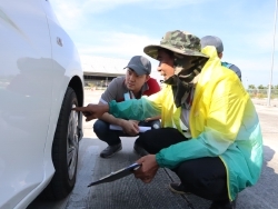 การตรวจสอบสภาพยาง และแรงดันลมยาง
