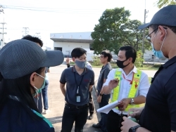 หัวหน้าทีมครูฝึกสรุปผลการฝึกอบรมพร้อมให้คำแนะนำเพิ่มเติม