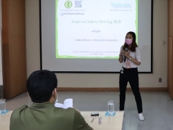 กล่าวต้อนรับพร้อมแนะนำทีมวิทยากร และกิจกรรมฝึกอบรม