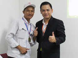 ให้รางวัลกับผู้ที่สามารถตอบคำถามได้สูงสุดประจำวัน